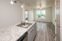 Apartments at Andover in Jefferson, LA - Foto de edificio - Interior Photo