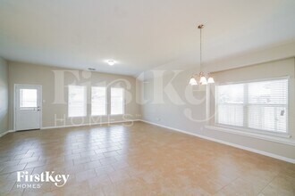 3014 Night Flight in San Antonio, TX - Building Photo - Building Photo