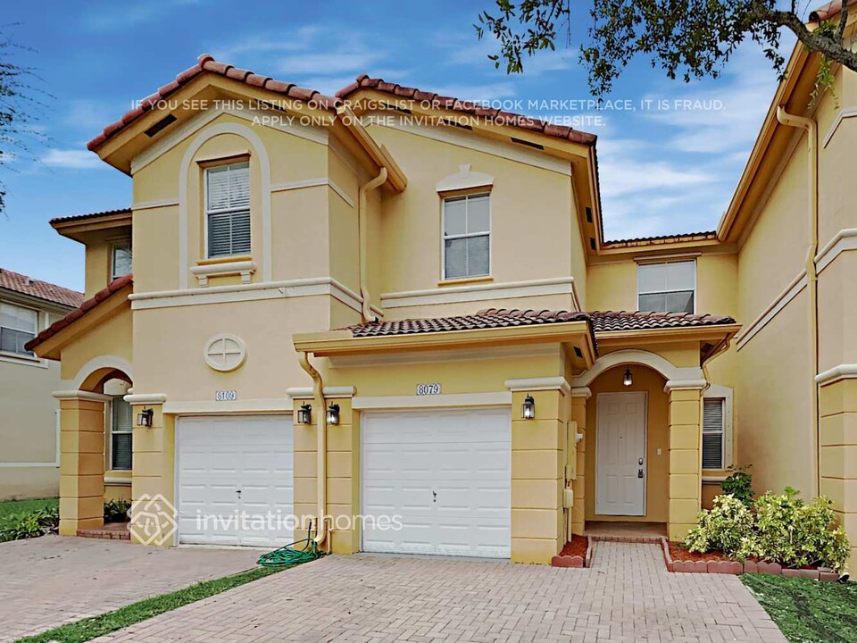 8079 NW 108th Pl in Miami, FL - Building Photo