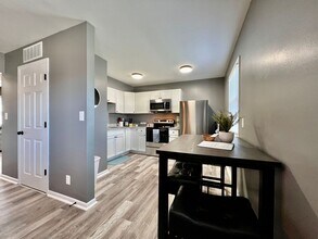 Unit 2 - 17 S first St in Trenton, OH - Building Photo - Building Photo