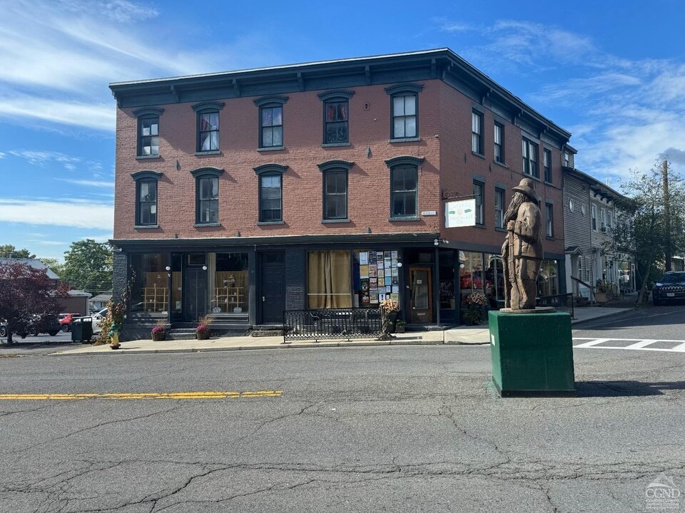473 Main St in Catskill, NY - Building Photo