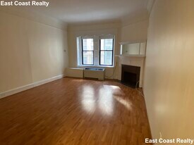 62 Boylston St, Unit 207 in Boston, MA - Building Photo