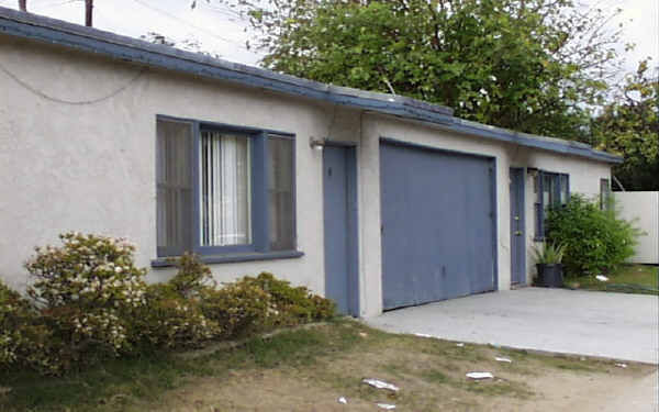 402 S Newhope St in Santa Ana, CA - Building Photo - Building Photo