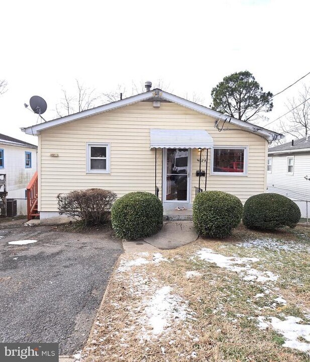 6324 57th Ave in Riverdale, MD - Building Photo