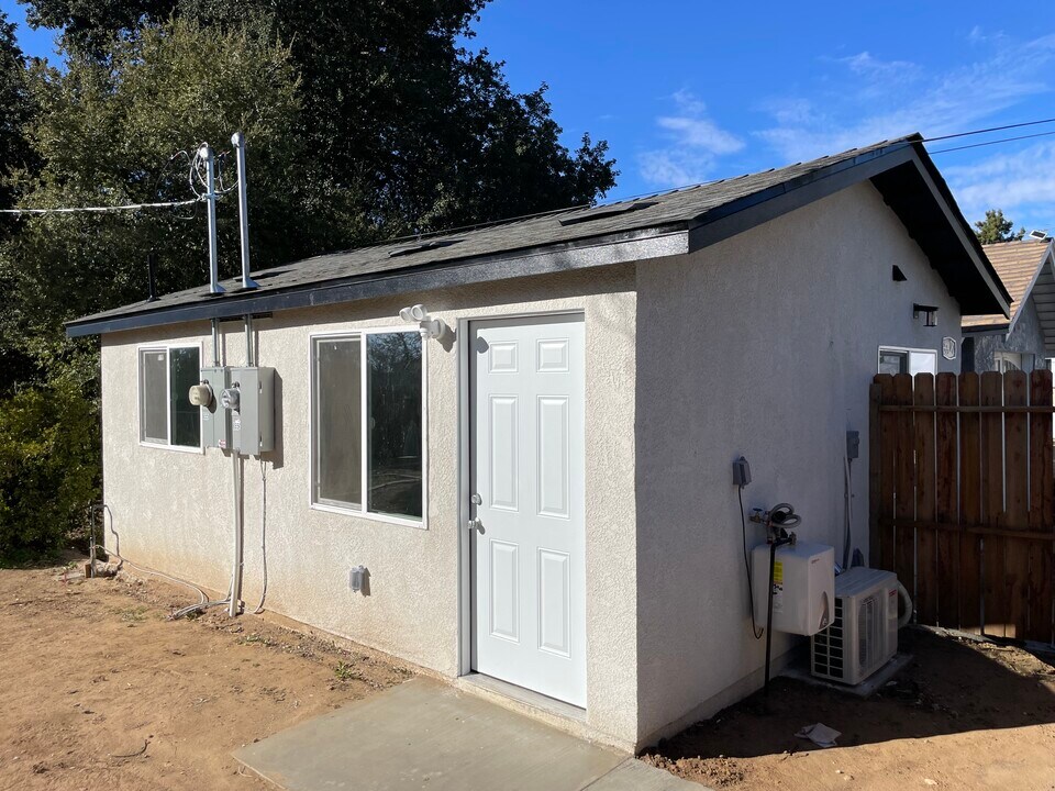 655 Edgar Ave, Unit 655.5 Edgar in Beaumont, CA - Building Photo