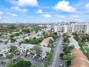 2757 NE 15th St in Pompano Beach, FL - Foto de edificio - Building Photo