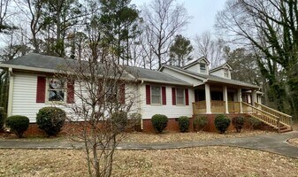 764 Hemphill Rd in Stockbridge, GA - Building Photo