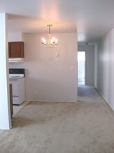 Huntington Circle Apartments in Flint, MI - Building Photo - Building Photo
