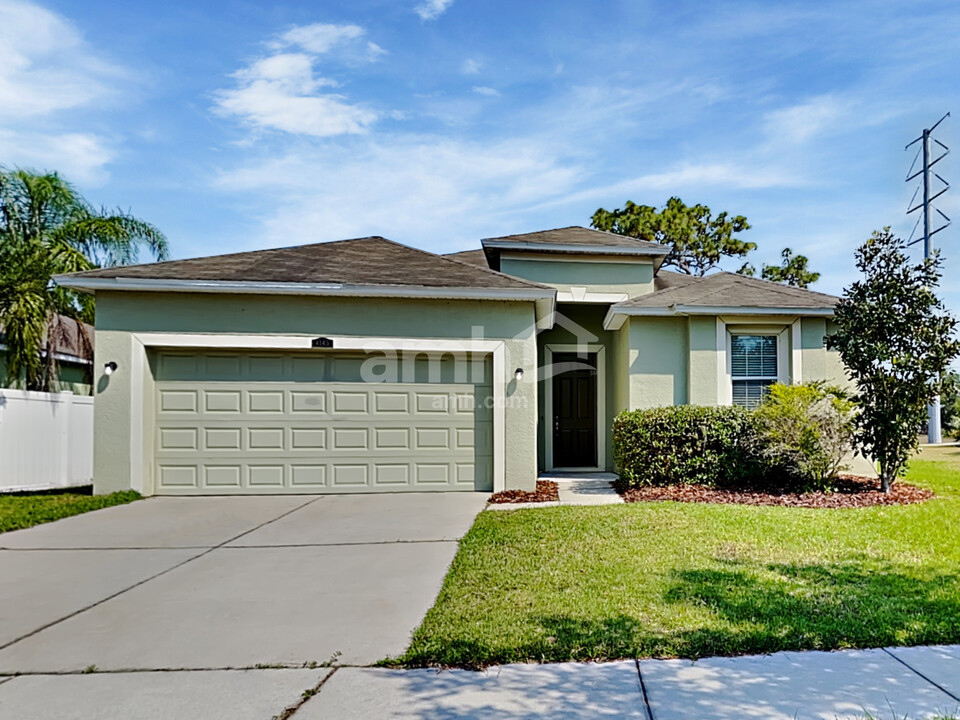 4145 Constantine Loop in Wesley Chapel, FL - Building Photo