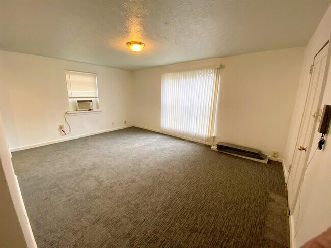 994 Cleveland Ave in Cincinnati, OH - Building Photo - Building Photo