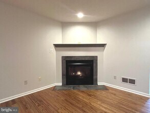 330 Parkwood Dr in Chambersburg, PA - Building Photo - Building Photo