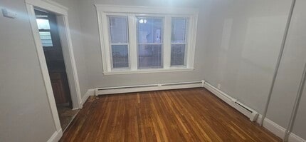 44 Estes St in Lynn, MA - Building Photo - Building Photo