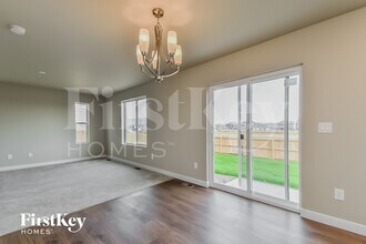 10250 Luneth Dr in Colorado Springs, CO - Foto de edificio - Building Photo