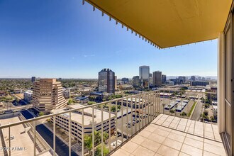 207 W Clarendon Ave in Phoenix, AZ - Building Photo - Building Photo