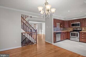 3390 Longbow Ct in Woodbridge, VA - Building Photo - Building Photo