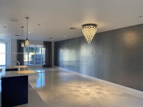 6430 NW 104th Path in Medley, FL - Building Photo - Building Photo