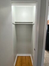 1822 Monroe St, Unit 1E in Evanston, IL - Foto de edificio - Building Photo