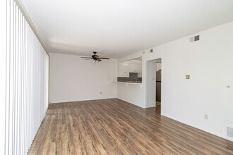 7721 St Bernard St in Los Angeles, CA - Building Photo - Building Photo