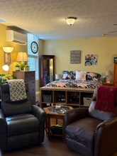 754 Greenfield Ln in Castalian Springs, TN - Building Photo - Building Photo