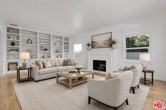 205 Canon Dr in Beverly Hills, CA - Building Photo - Building Photo