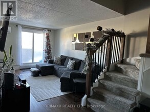 42 Tannery St E in Cambridge, ON - Building Photo - Building Photo