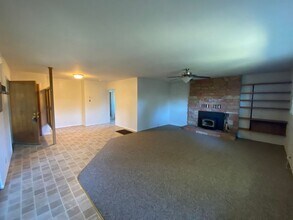 2856 Calecita Way in Chico, CA - Building Photo - Building Photo