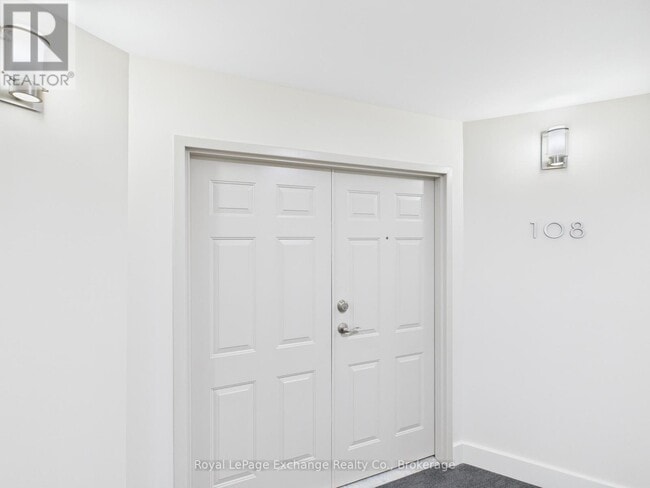 200 Harbour St in Kincardine, ON - Building Photo - Building Photo