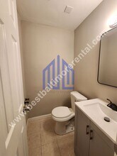 2225 W Pratt St in Baltimore, MD - Building Photo - Building Photo