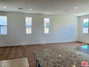 11662 Solaire Wy in Chino, CA - Building Photo - Building Photo
