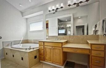 4322 Crowley Dr in Dallas, TX - Building Photo - Building Photo