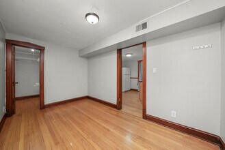2026 W Charleston St in Chicago, IL - Building Photo - Building Photo