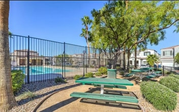 7708 Hampton Willows Ln in Las Vegas, NV - Building Photo - Building Photo