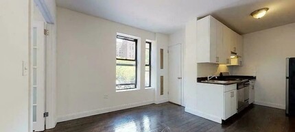 542 E 14th St in New York, NY - Building Photo - Building Photo