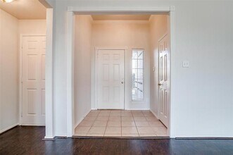 524 Thistle Meade Cir in Burleson, TX - Building Photo - Building Photo