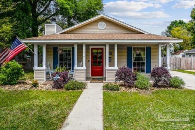 property at 1516 E Brainerd St