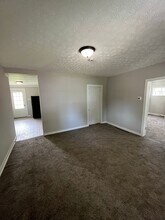 1 5th St-Unit -21 5th Street in Roseville, OH - Building Photo - Building Photo