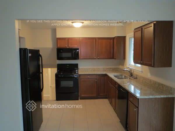 3510 Maple Ln in Hazel Crest, IL - Building Photo - Building Photo