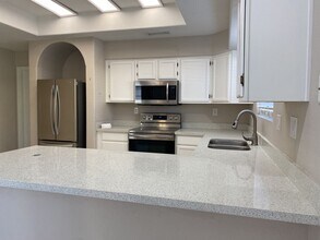 4923 E Hazel Dr in Phoenix, AZ - Building Photo - Building Photo