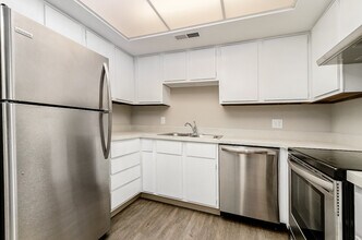 2064 Park Run Dr in Columbus, OH - Building Photo - Building Photo