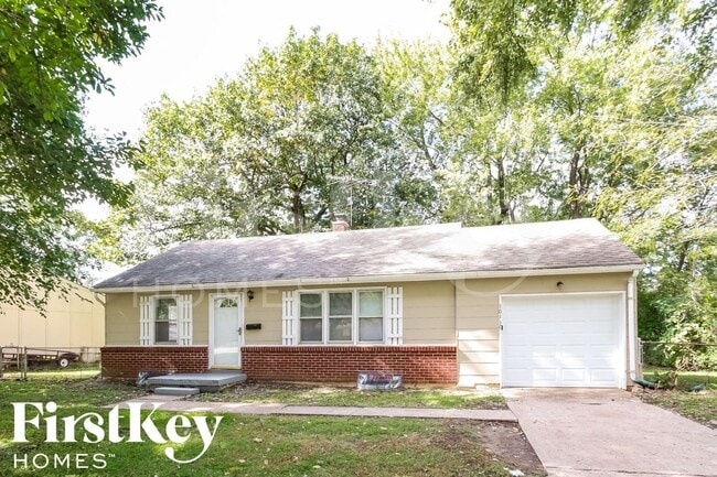 10110 Hillcrest Rd in Kansas City, MO - Building Photo - Building Photo