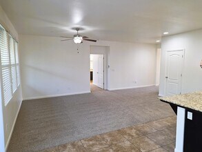 3479 Sussex Ave in Clovis, CA - Building Photo - Building Photo