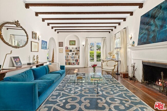 537 N June St in Los Angeles, CA - Building Photo - Building Photo