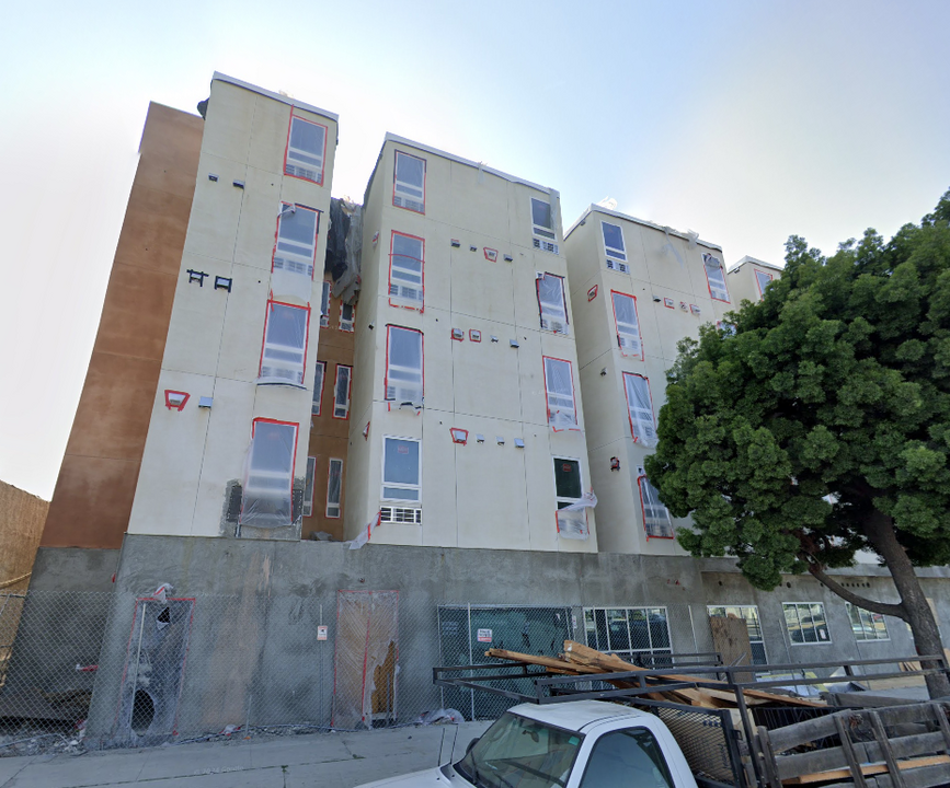 SoLa Vermont in Los Angeles, CA - Building Photo