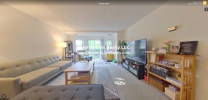 175 Beacon St, Unit 111 in Somerville, MA - Foto de edificio - Building Photo