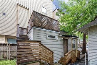 914 Snover St in Houston, TX - Building Photo - Building Photo