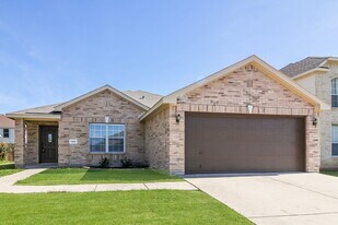 709 Gillon Dr in Arlington, TX - Building Photo