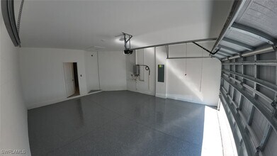 19552 Hinkley Dr in Estero, FL - Building Photo - Building Photo