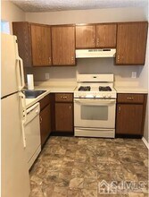 1305 Harbour Club Dr in Sayreville, NJ - Building Photo - Building Photo