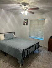 5760 NW 200th St in Miami Lakes, FL - Building Photo - Building Photo