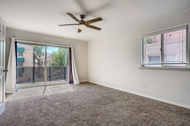 property at 1421 N Pearl St